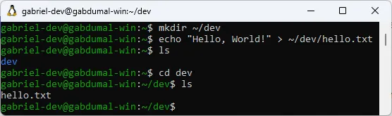 Terminal do Fedora, em que se executa comandos para criar a pasta "dev", se mover para dentro dela e criar um arquivo de texto.
