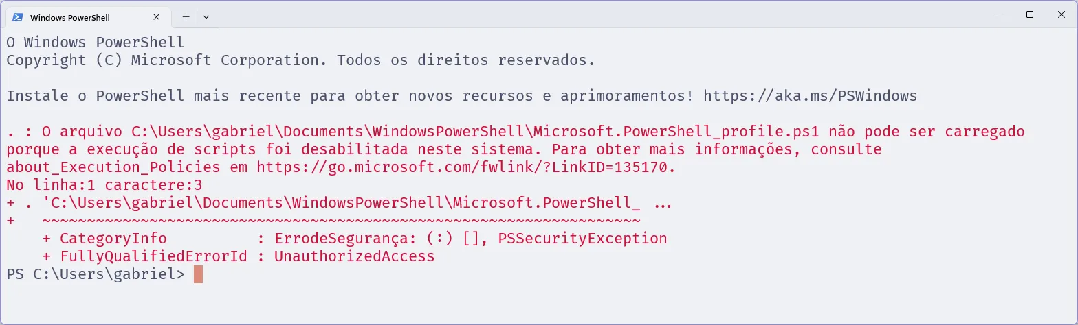 Terminal com o PowerShell, em que se exibe uma mensagem de erro sobre a execução de scripts.