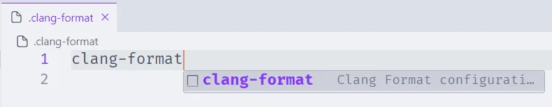 Arquivo ".clang-format" vazio, em que se digita "clang-format". O Visual Studio Code sugere completar com o snippet "Clang Format configuration".